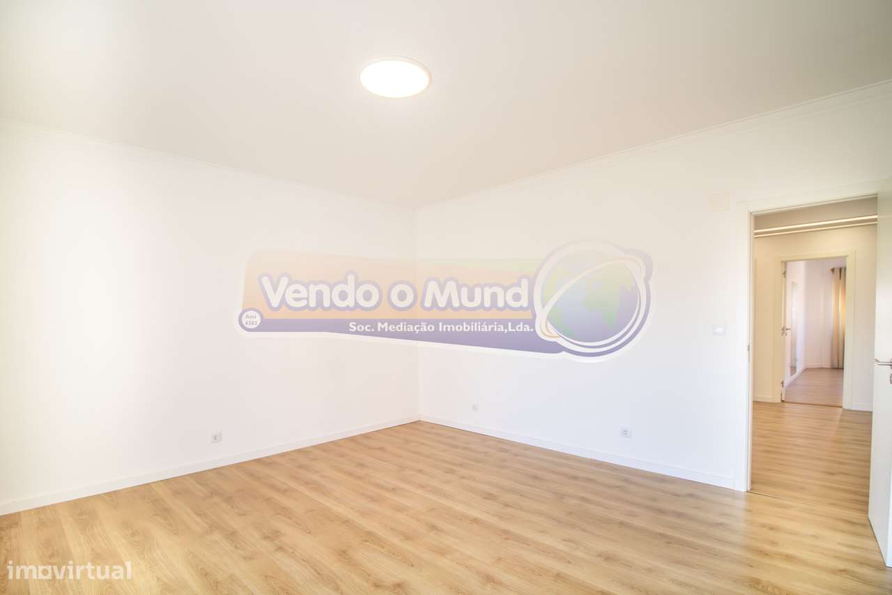 Apartamento T3 em Sintra (LXSIN024)-17