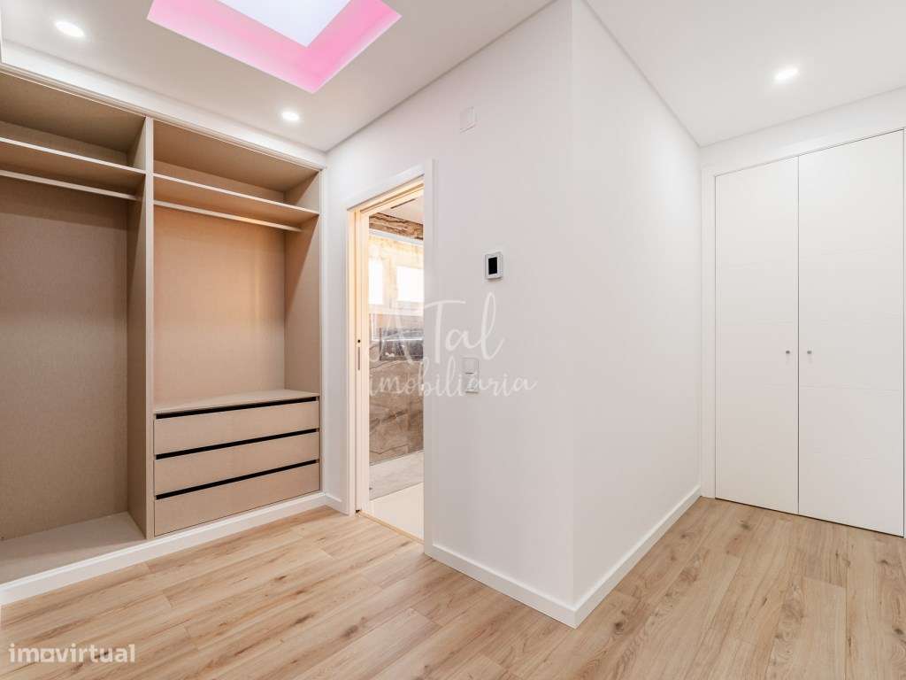 Moradia V4 com piscina em Azeitão-45