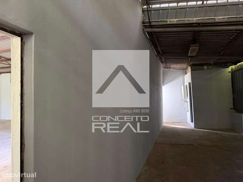 Armazém p/ arrendamento - Paredes - Grande imagem: 3/5