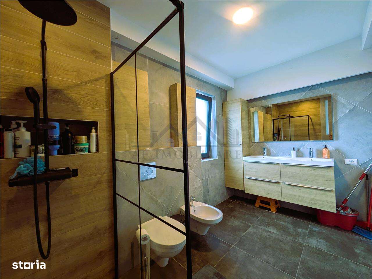 Casa noua, mobilata, 5 camere, teren 404 sau 1000 mp Chicerea - Imagine principală: 4/10