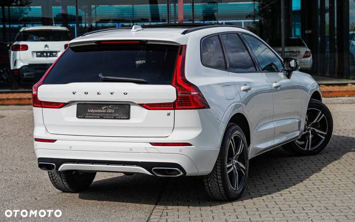 Volvo XC 60 D3 R-Design - 3