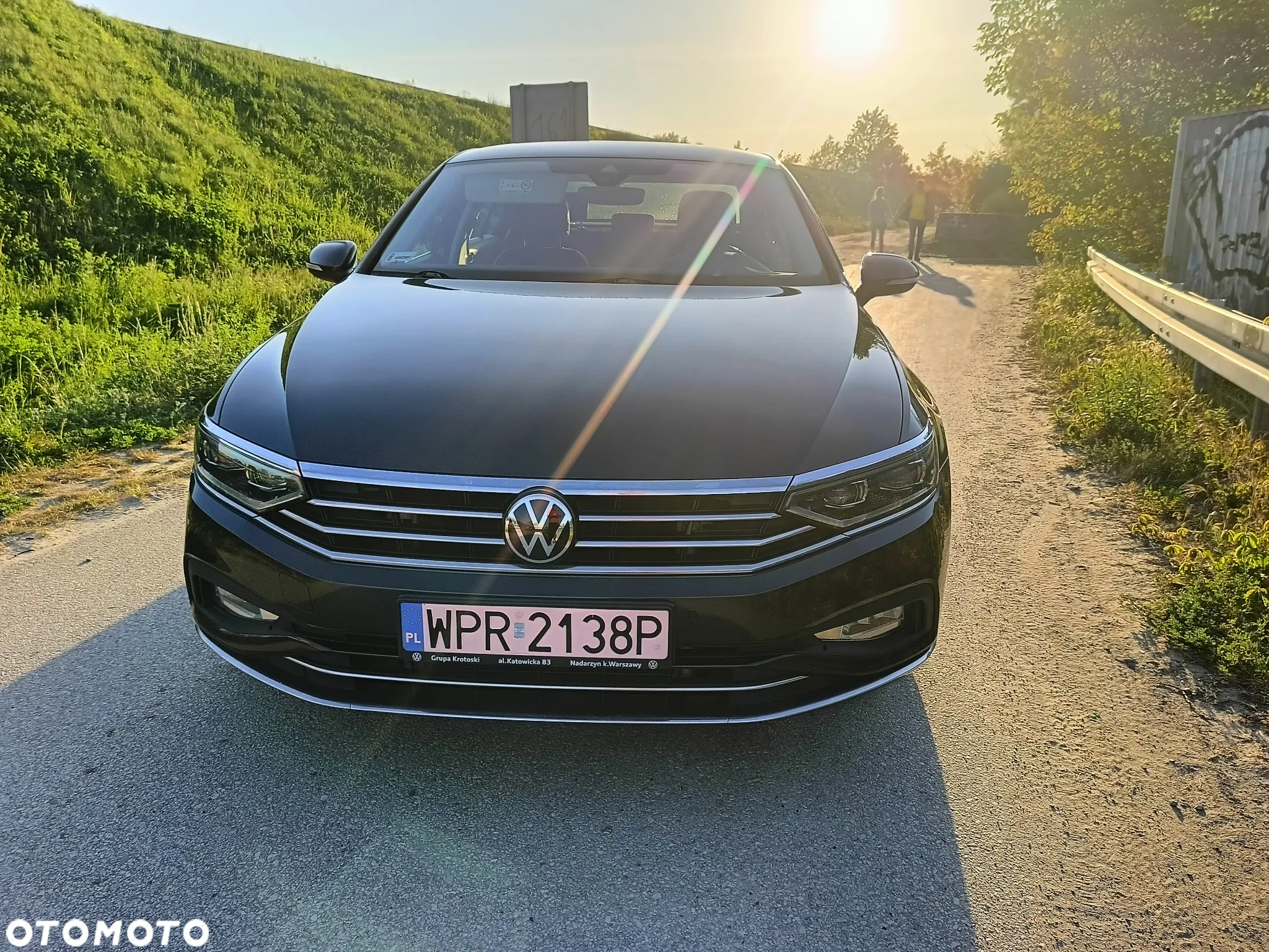 Volkswagen Passat 2.0 TSI Elegance DSG - 8