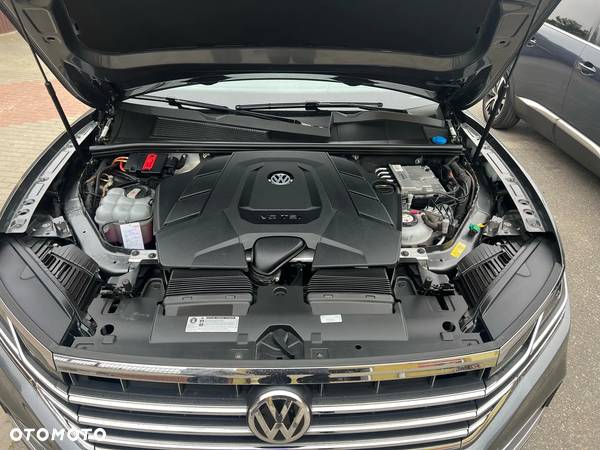 Volkswagen Touareg 3.0 V6 e-Hybrid 4Motion Elegance - 11