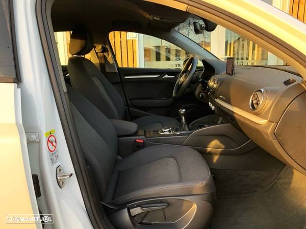 Audi A3 Limousine 1.6 TDI - 10