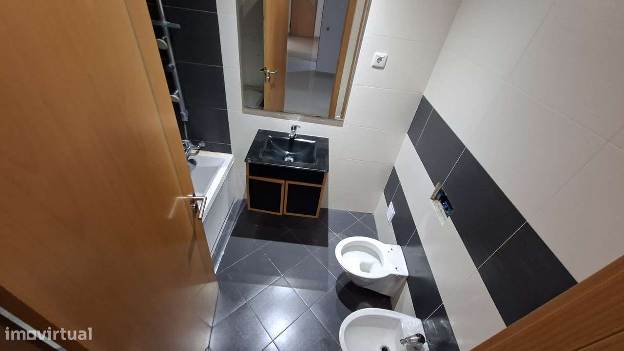 Apartamento T4  com 196m2 no Pinhal Novo.-17