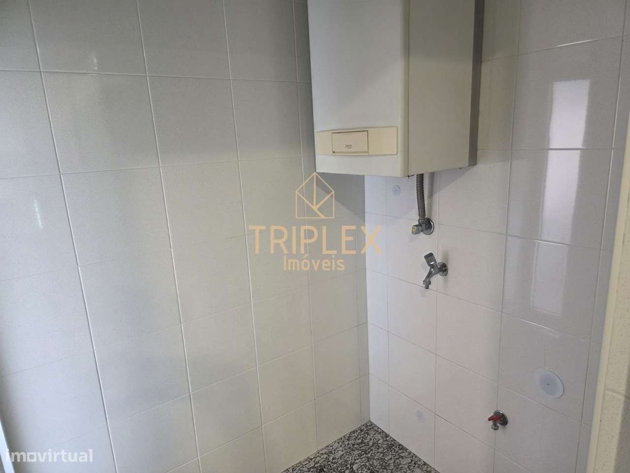T3 - Dúplex - lugar garagem duplo - Maia-28