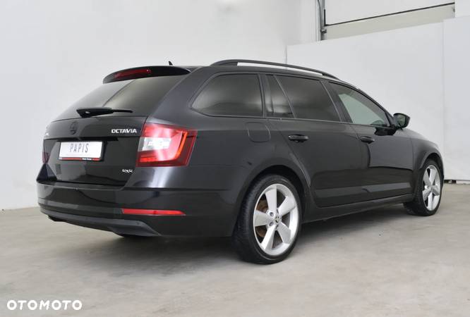 Skoda Octavia 2.0 TDI 4x4 Style DSG - 3