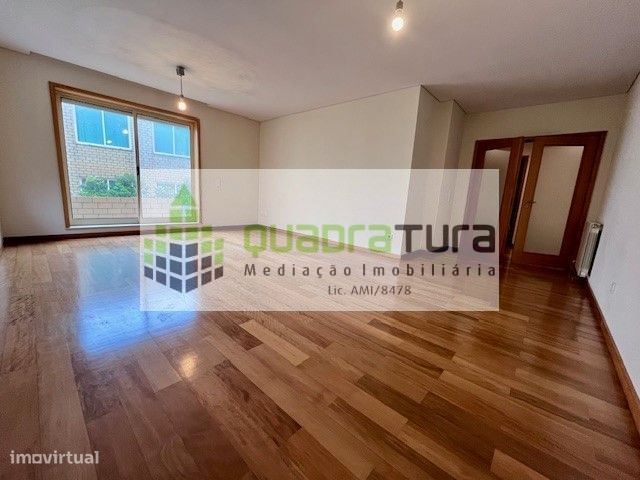 Apartamento T2 | Vila do Conde | Alamedas | com Terraço