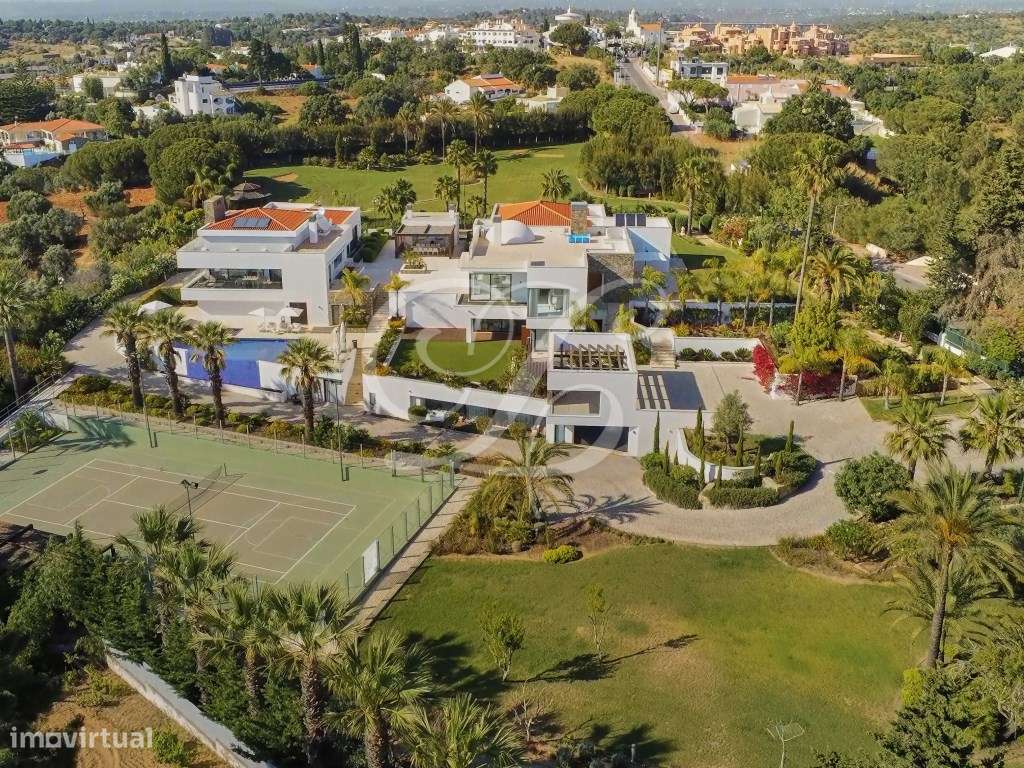 Moradia T8 C/ Piscina, Golf privado, Tennis Court, Ginásio e Spa | ... - Grande imagem: 4/60