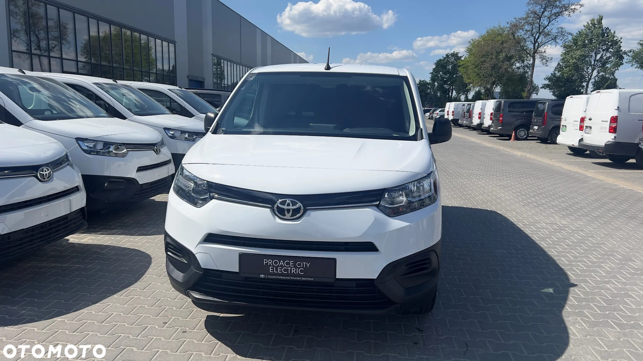 Toyota Proace City EV - 8