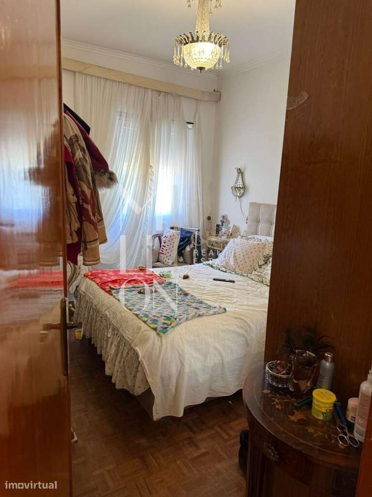 Apartamento T1 com 57,60 m2, situado em Oeiras, numa zona tranquila-7