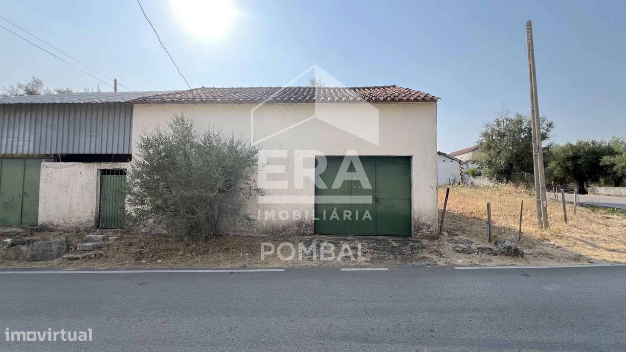 Moradia T6 localizada em Freixianda-16