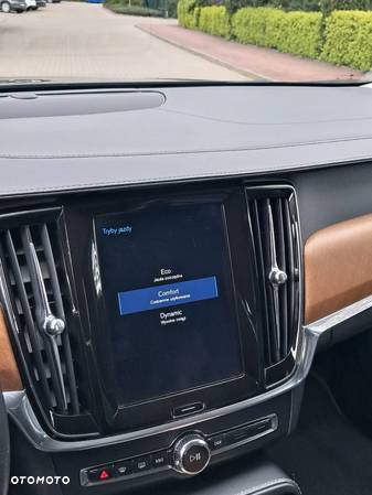 Volvo V90 D3 Inscription - 32