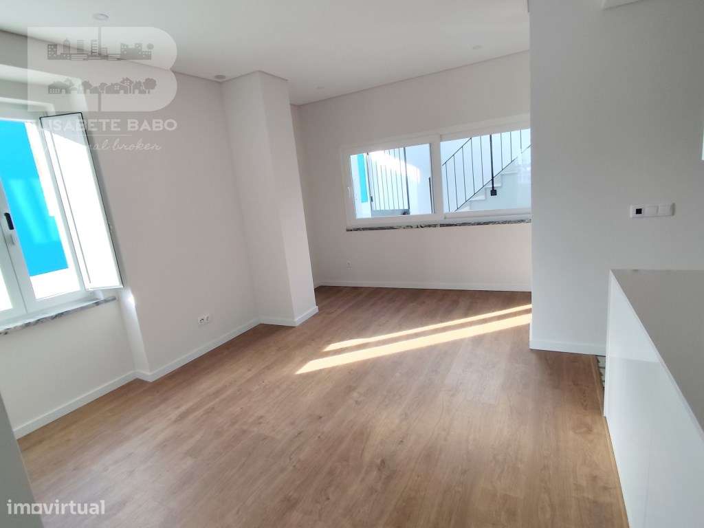 Fantástico apartamento T2+1 no Centro do Montijo-34