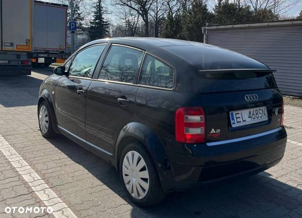 Audi A2 1.4 - 6