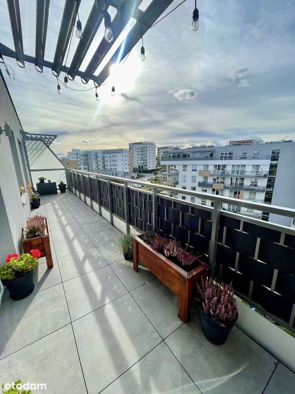 Trzy pokoje, 2 miejsca postojowe, taras, komórka l-17