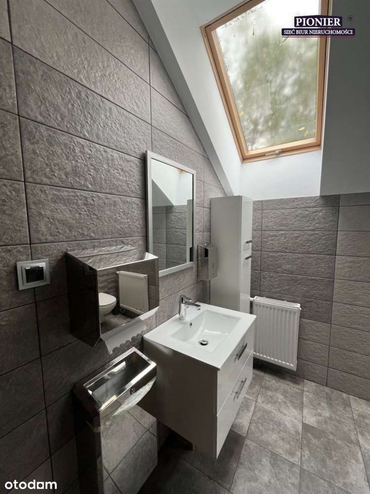 Budynek usługowy-13