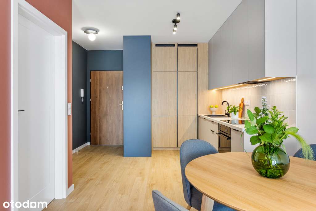 Dwa pokoje  45m2/ balkon/ duża komórka lok.