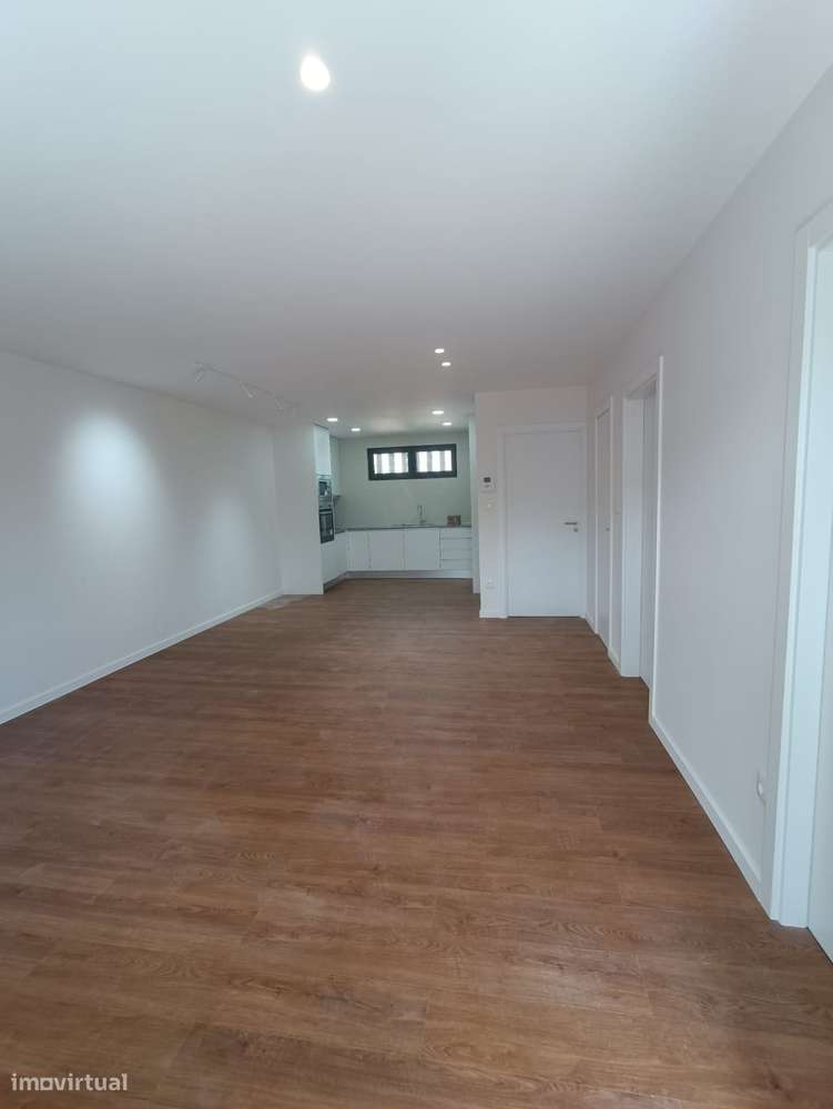 Apartamento T2 | Tamel S. Veríssimo - Grande imagem: 5/10