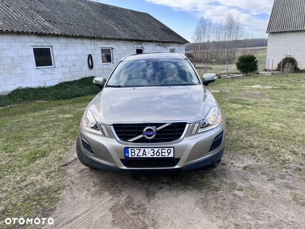 Volvo XC 60 - 2