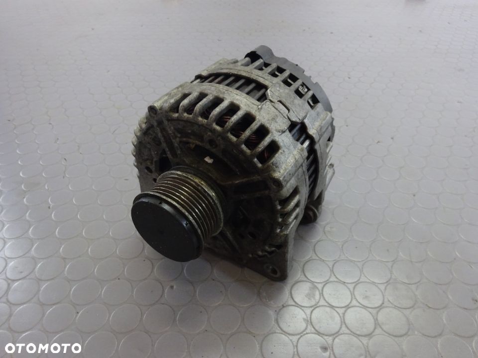 03L903023D alternator Audi VW Skoda Seat czesci - 1