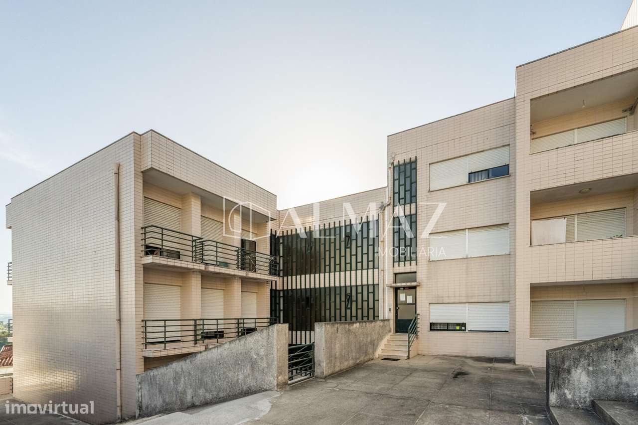 Apartamento T2 em Azurém, Guimarães | Excelente Oportunidade de...-0