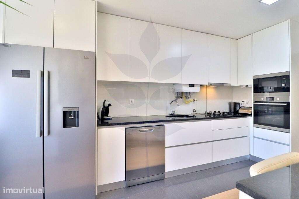 Apartamento T4 na freguesia de Lamaçães-28