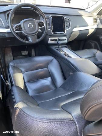 Volvo XC 90 D5 AWD Geartronic Inscription - 10