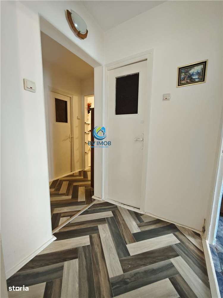 Vanzare apartament 4 camere, decomandat, zona Faget-16