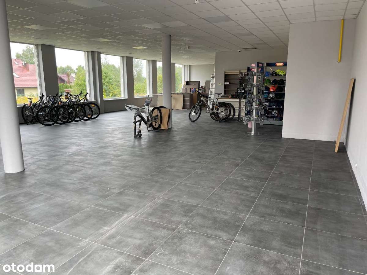 Lokal użytkowy 220m ,wysoki parter ,parking - Pełny obrazek: 2/4