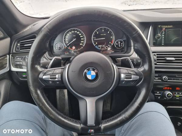 BMW Seria 5 530d xDrive - 9