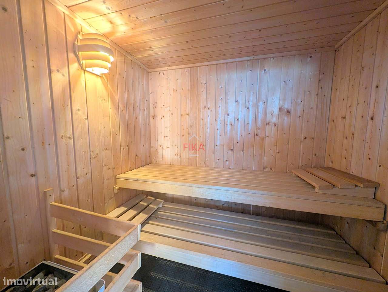 Moradia T5 Isolada com piscina e sauna - Fernão Ferro-43