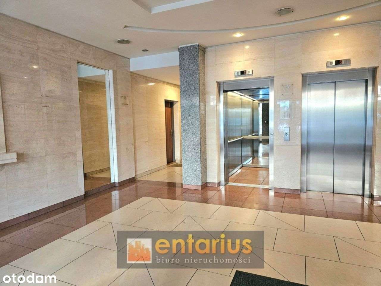 Apartament z pięknym widokiem na Tor Wyścigów Konn-18