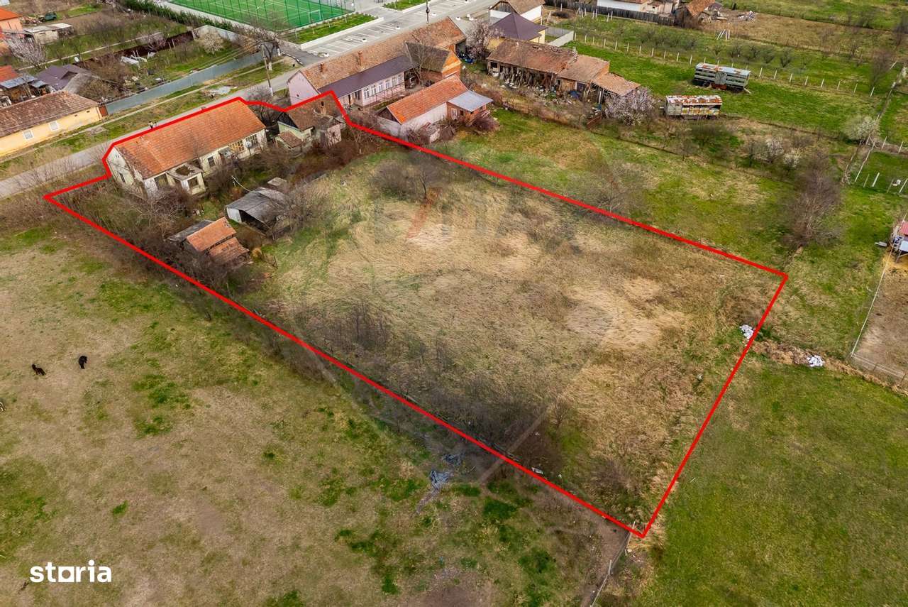 Teren + casa cu potential in centrul loc. Galsa, fs- 30m-7