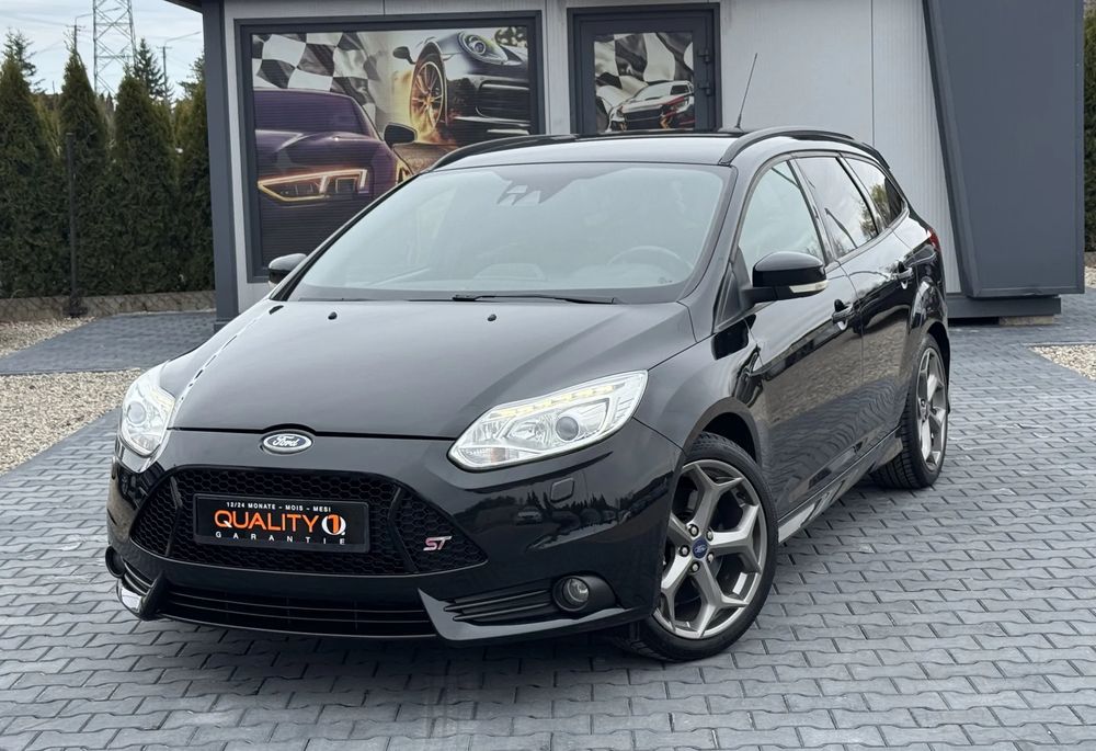 Ford Focus Mk2 2.0 EcoBoost ST Leather Sport Pack 2012
