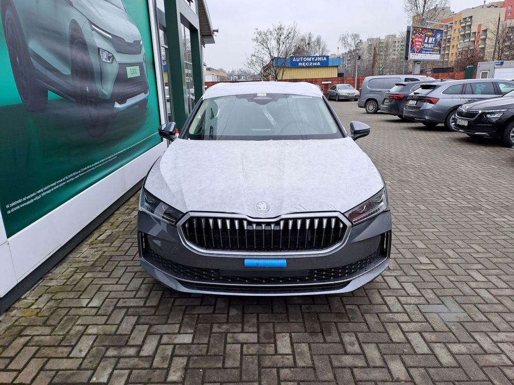 SKODA SUPERB 2.0 TDI 193KM DSG 4X4 DRIVE, fabryczny hak, od ręki