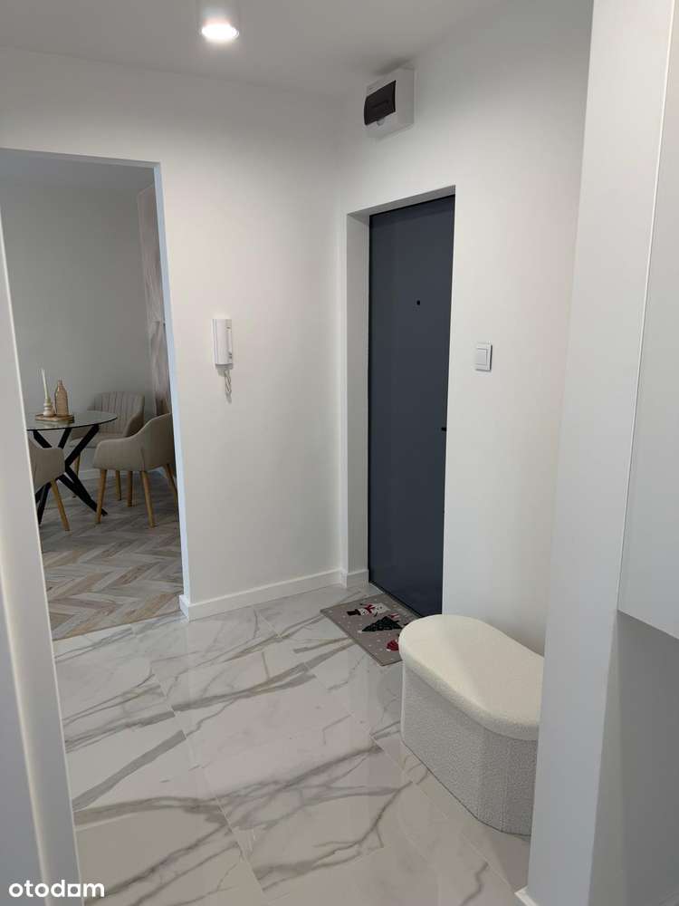 Wolska-2 pokoje bezpośrednio po remoncie/ Metro Płocka 350m-14