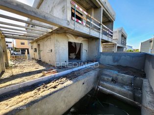 Moradia Gem. T3 c/Piscina, Pinhal General - Fernão Ferro