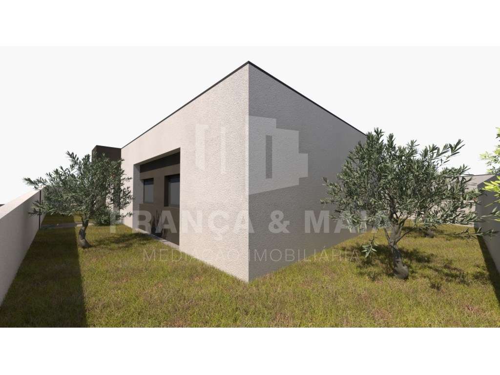 Moradia T3 em construção inserida no empreendimento Villas Mirante ...-19