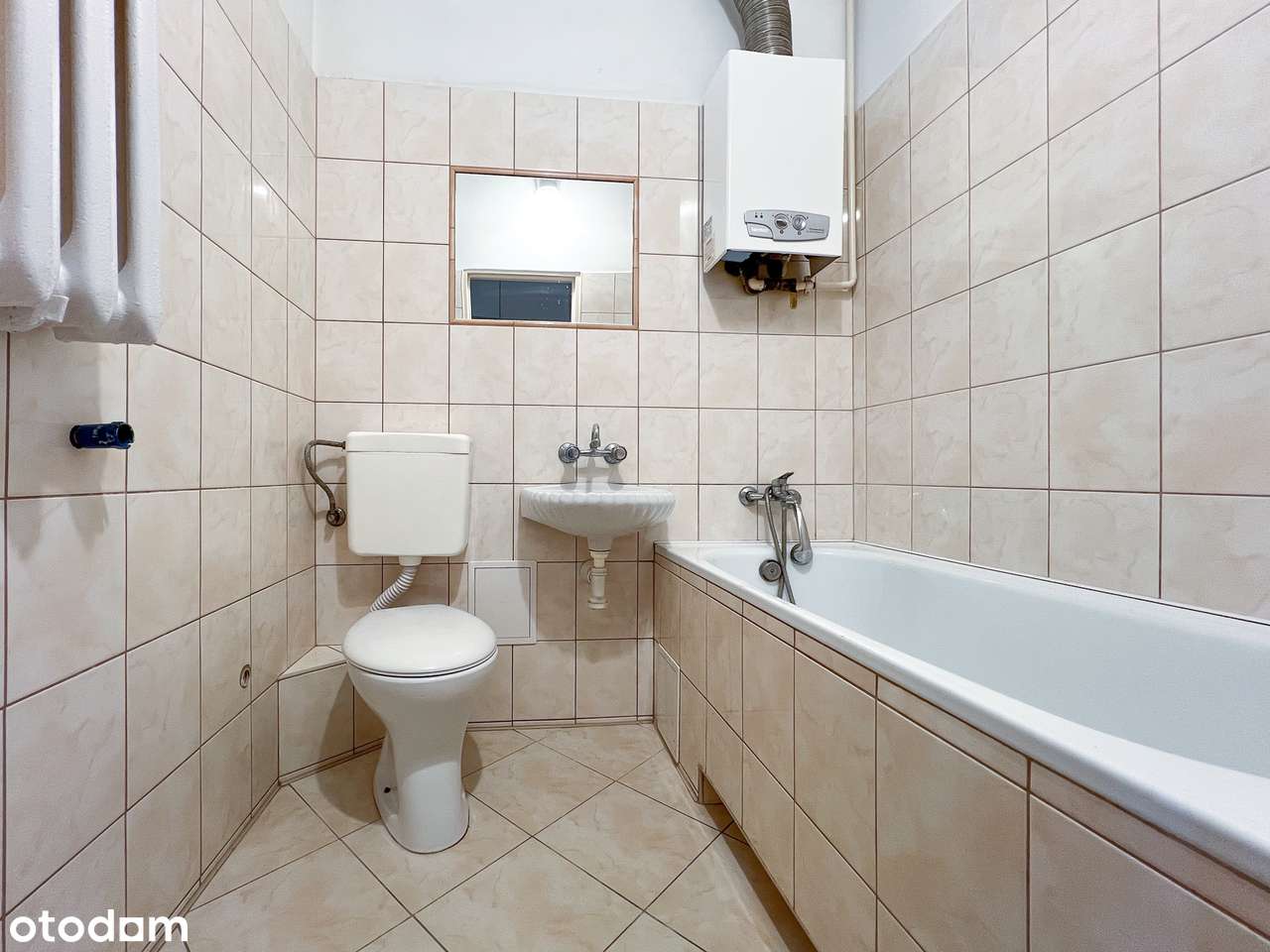 Prezentujemy  słoneczne 2 pok. mieszkanie na I piętrze do aranżacji !-4