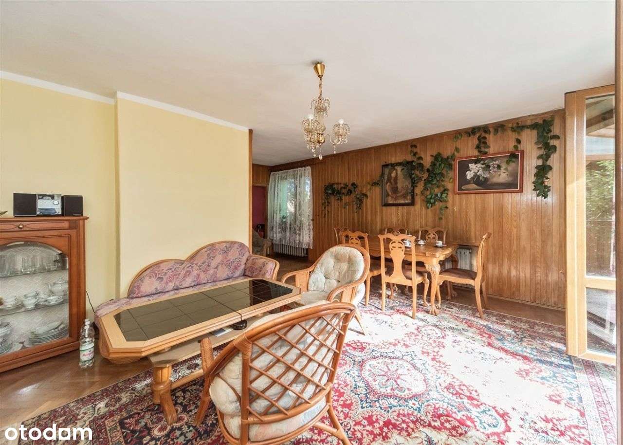 Klimatyczny dom w Błoniach-12