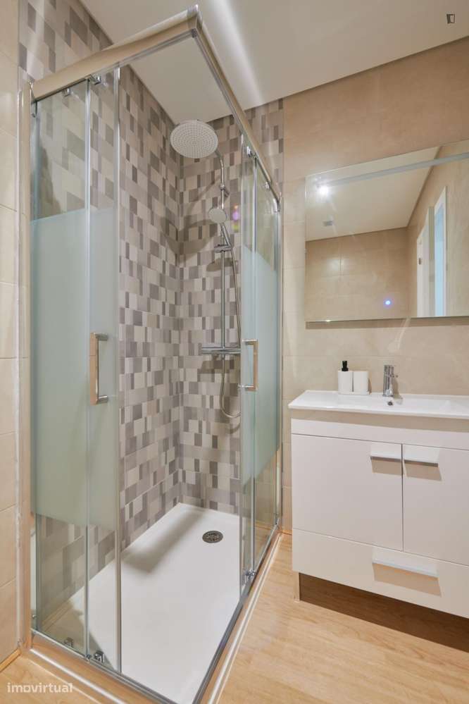 Quarto - localizado em Telheiras Lisbon - Grande imagem: 4/18