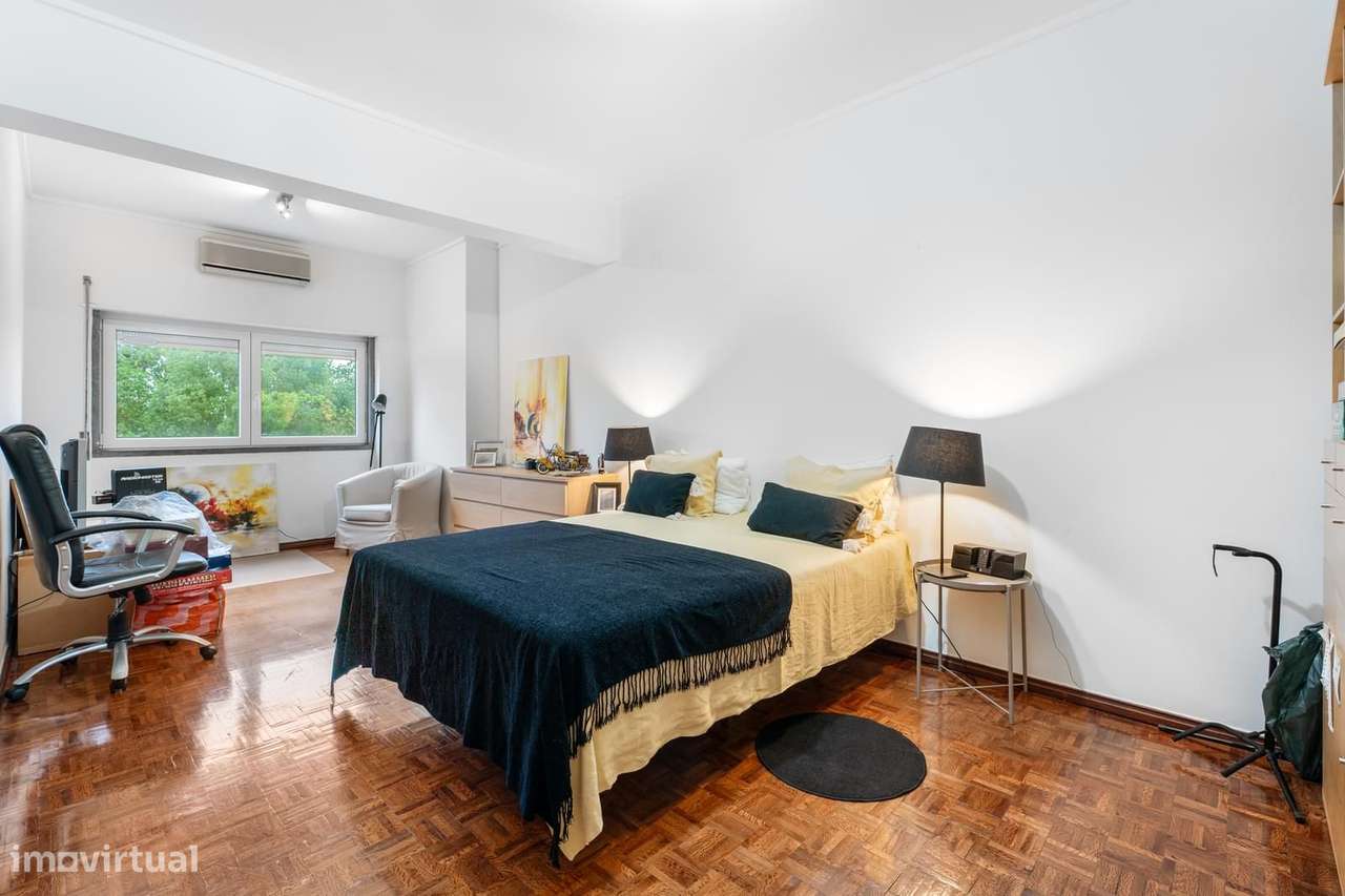 Moradia T4 com piscina, Paço de Arcos, Oeiras-17