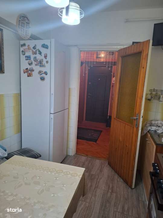 Apartament 3 camere etaj 4 cu garaj in Nadlac-8