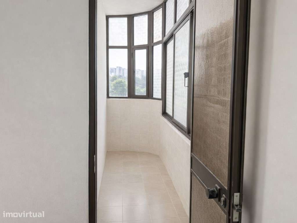 T3 em Remodelação com Vista Desafogada | Praceta Maria Lamas - Setúbal - Grande imagem: 5/26