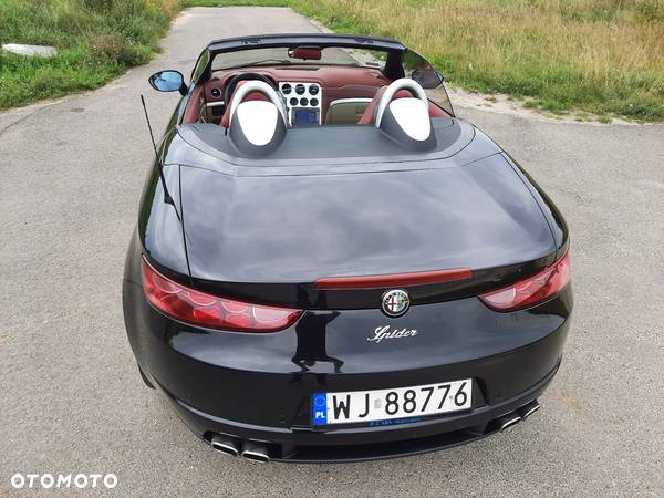 Alfa Romeo Spider 3.2JTS Q4 Exclusive - 13