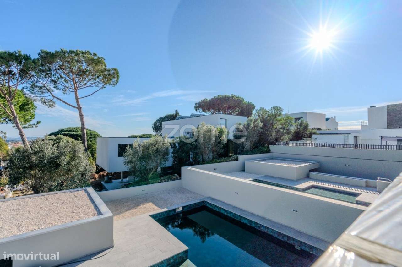 Moradia T3 c/garagem e piscina aquecida, a 15 mins de Lisboa / Cascais-18