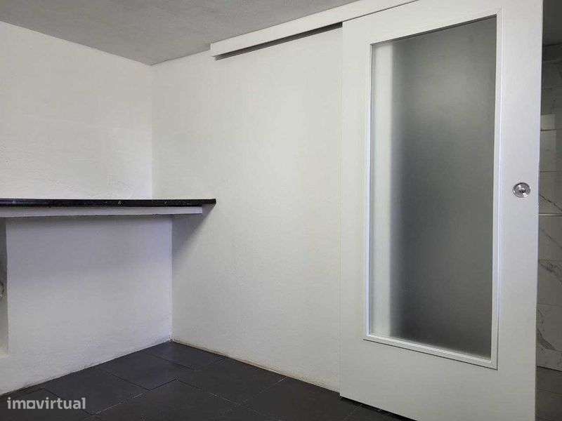 Cave  tipo T1 em São Martinho do Bispo, despesas incluídas - Grande imagem: 4/12