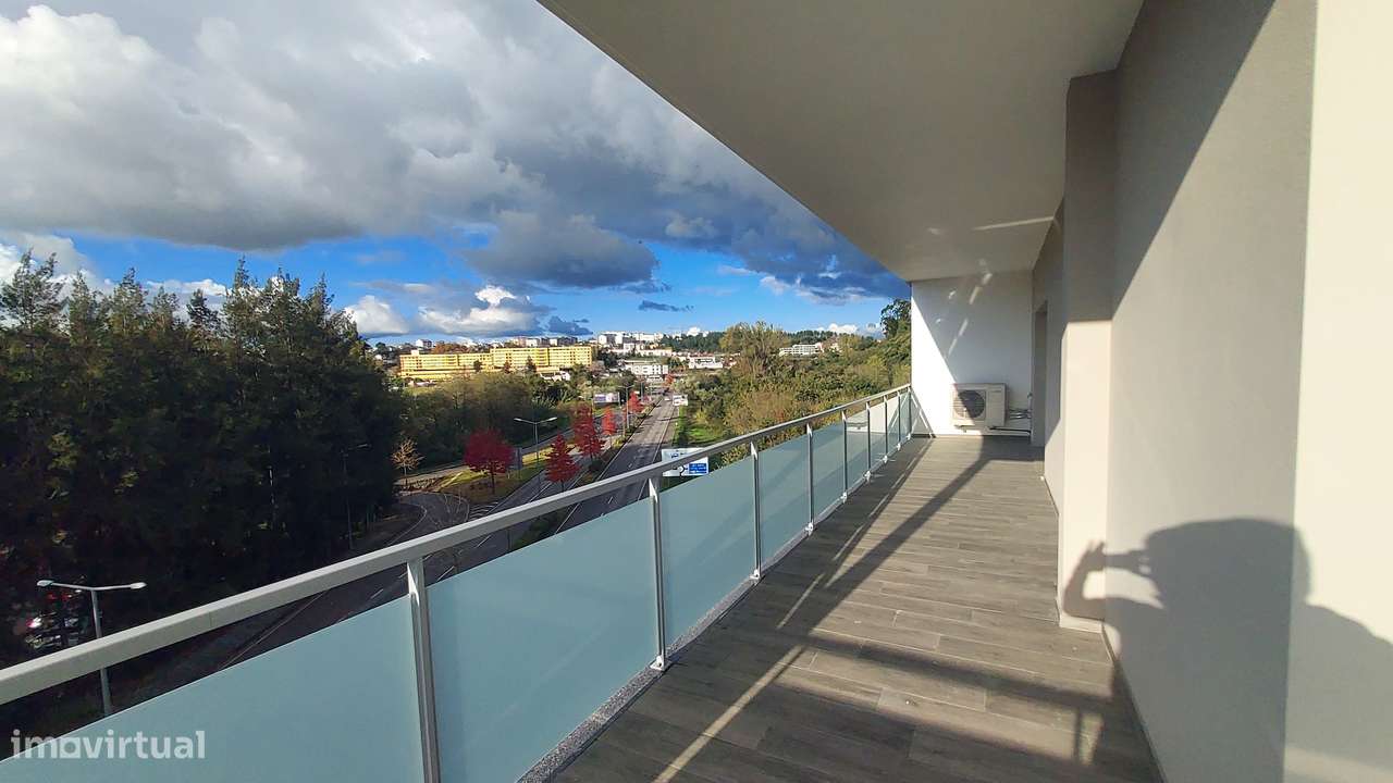 Apartamento T3 novo C/ box- Leiria-26