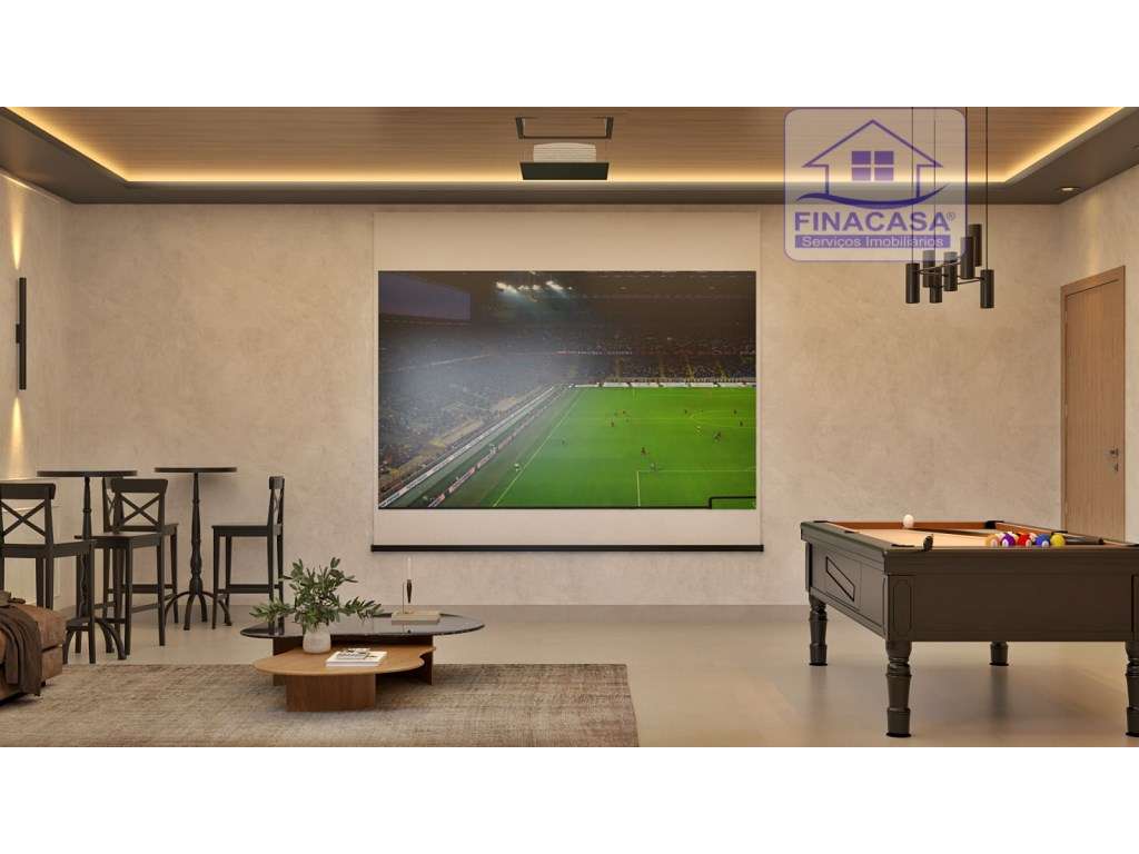 Moradia Isolada em fase de renovação/ remodelação com piscina e jar...-12
